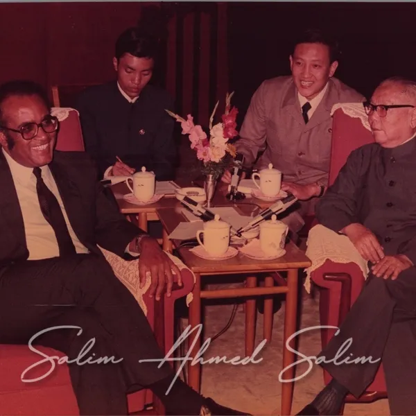 SAS Visit China as PM 1984000001