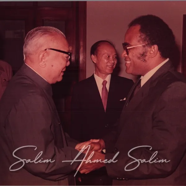 SAS Visit China as PM 1984000002