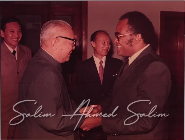 SAS Visit China as PM 1984000002