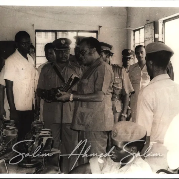 SAS Minister of Defence 1985 1989000015