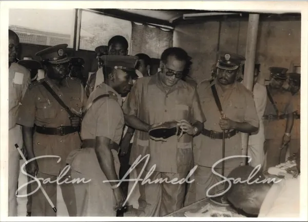 SAS Minister of Defence 1985 1989000019