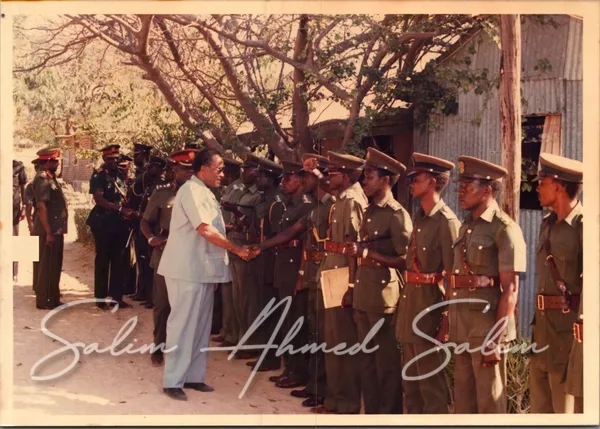 SAS Minister of Defence 1985 1989000056