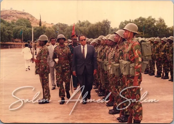 SAS Minister of Defence 1985 1989000075