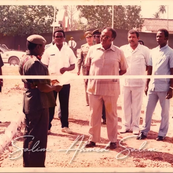 SAS as Defence Minister Random 1986 89000067