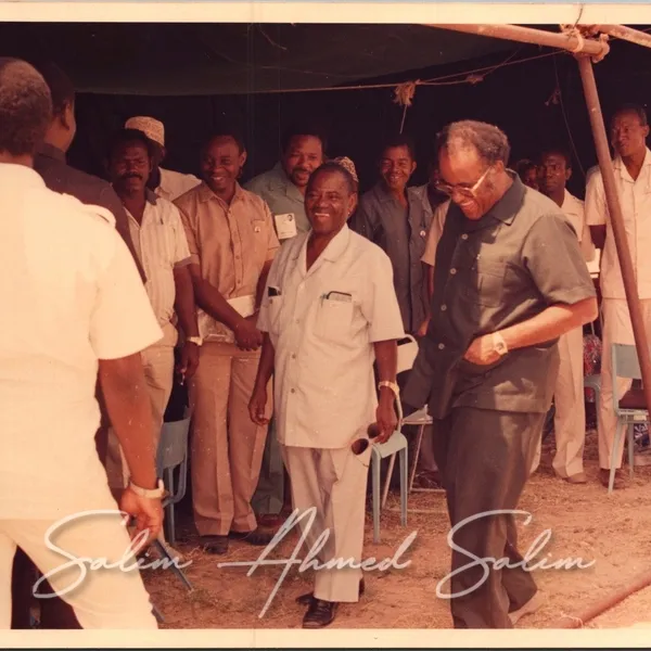 Mkutano mkuu wa tatu CCM 1987000002