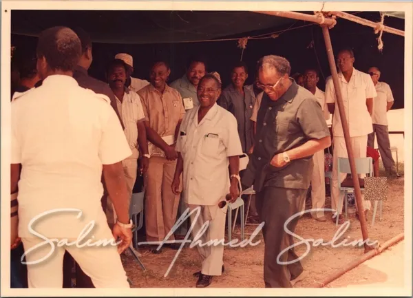 Mkutano mkuu wa tatu CCM 1987000002