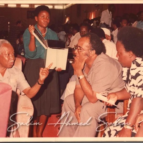 Mkutano mkuu wa tatu CCM 1987000006