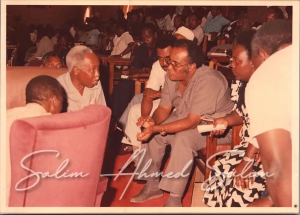 Mkutano mkuu wa tatu CCM 1987000007