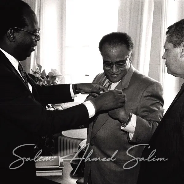 SAS visit UNHCR HQ Geneva 1992000003 CROPPED