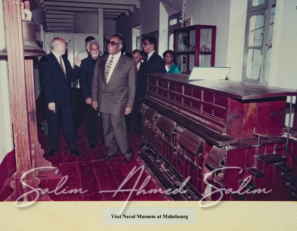 SG OAU Mauritius Visit 1996 15