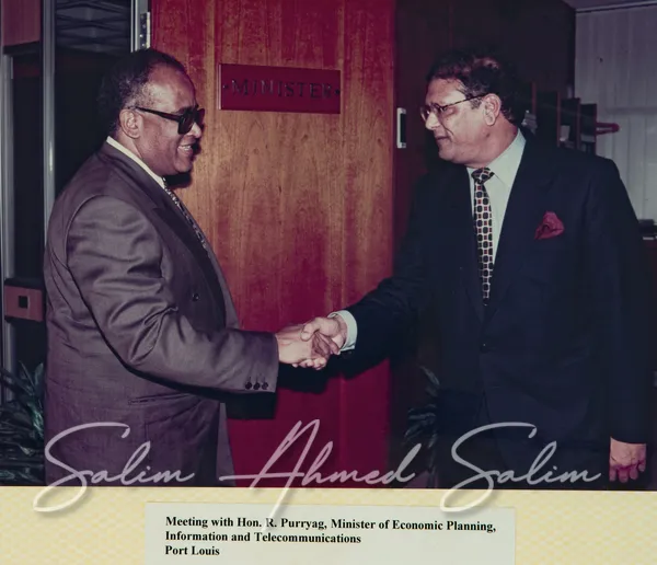 SG OAU Mauritius Visit 1996 16