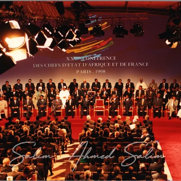 SAS in Paris France 1998000003