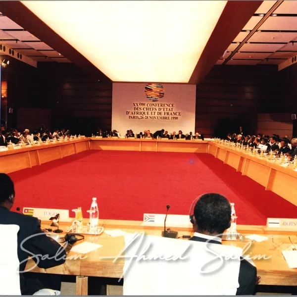 SAS in Paris France 1998000004