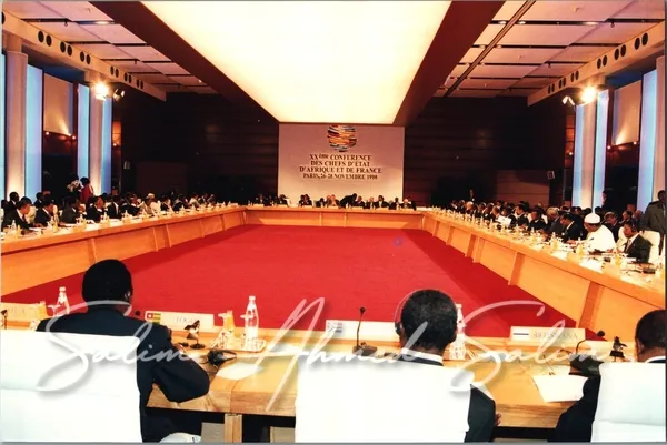 SAS in Paris France 1998000004