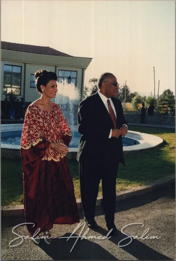 INAGURATION OF AFRICA HOUSE 1999000004