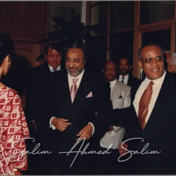 INAGURATION OF AFRICA HOUSE 1999000024