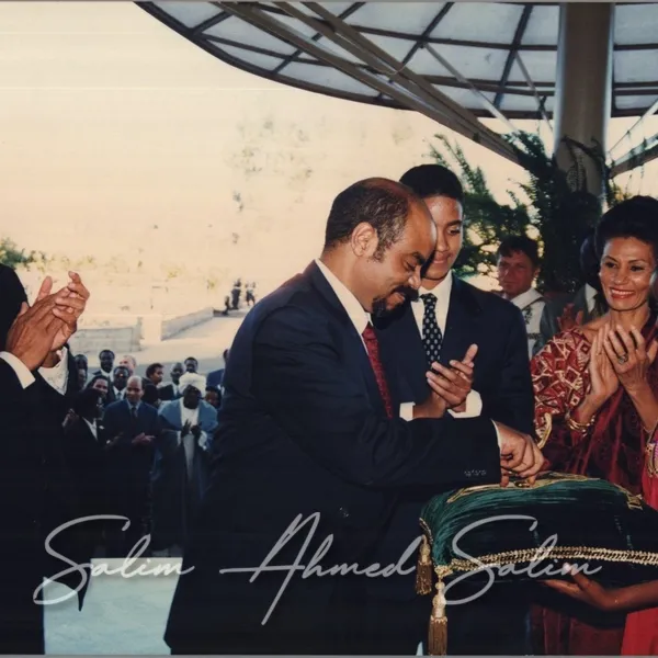 INAGURATION OF AFRICA HOUSE 1999000053