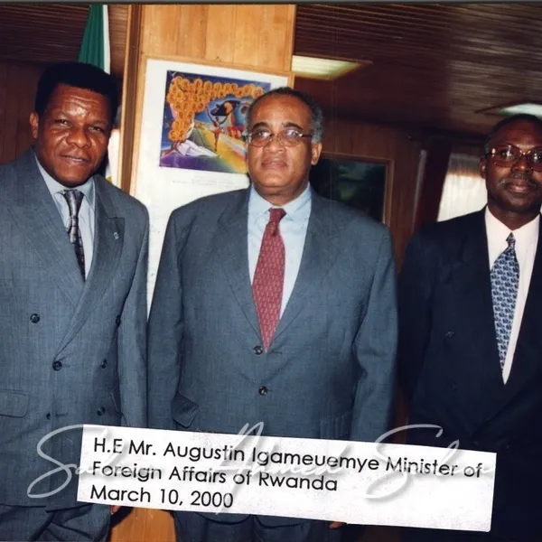 OFFICIAL FUNCTIONS AND ACTIVITIES 2000000025