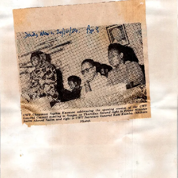 1984 Prime Minister News Clippings00005