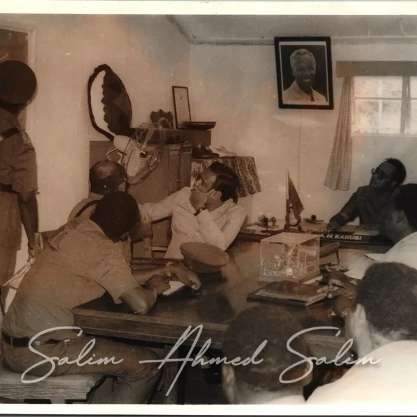 SAS Minister of Defence 1985 1989000020