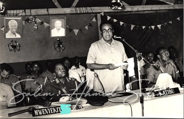 SAS Minister of Defence 1985 1989000029