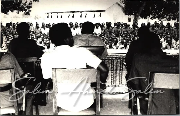 SAS Minister of Defence 1985 1989000037