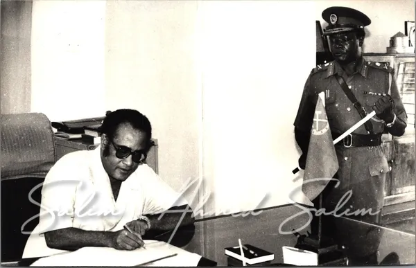 SAS Minister of Defence 1985 1989000041