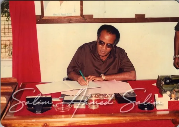 SAS Minister of Defence 1985 1989000045