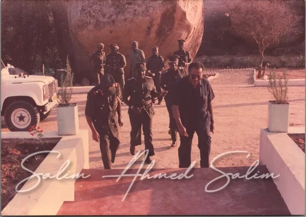 SAS Minister of Defence 1985 1989000053