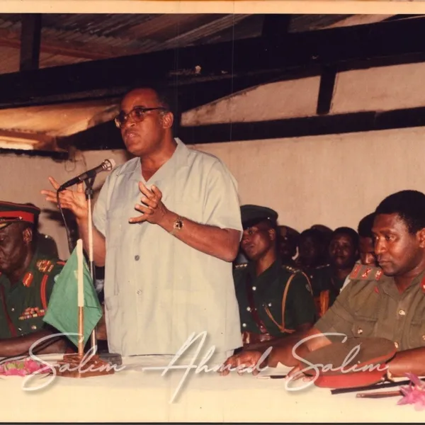 SAS Minister of Defence 1985 1989000060