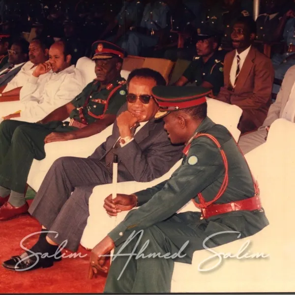 SAS Minister of Defence 1985 1989000074