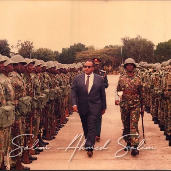 SAS Minister of Defence 1985 1989000076