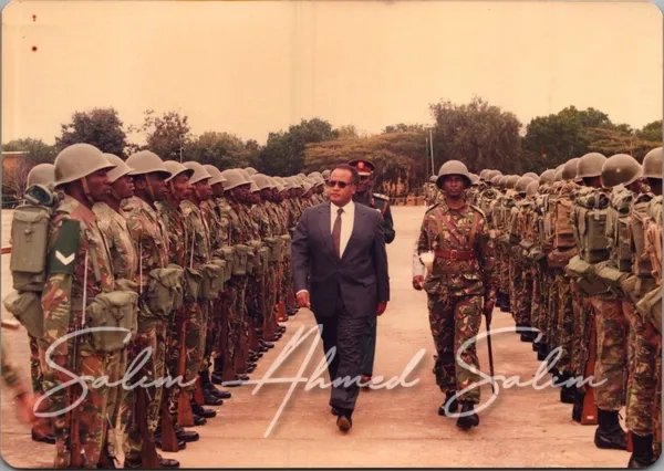 SAS Minister of Defence 1985 1989000076