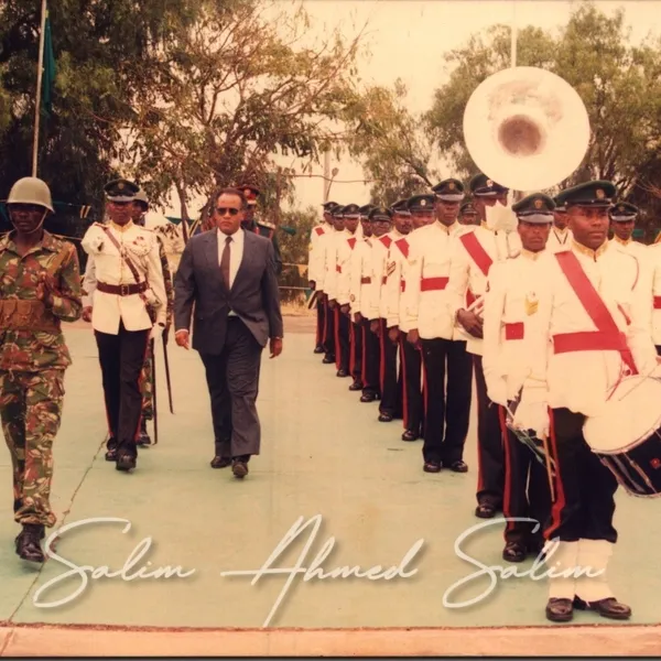 SAS Minister of Defence 1985 1989000077